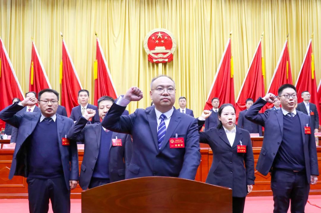 ​【聚焦两会】师文明当选竹溪县人民政府县长