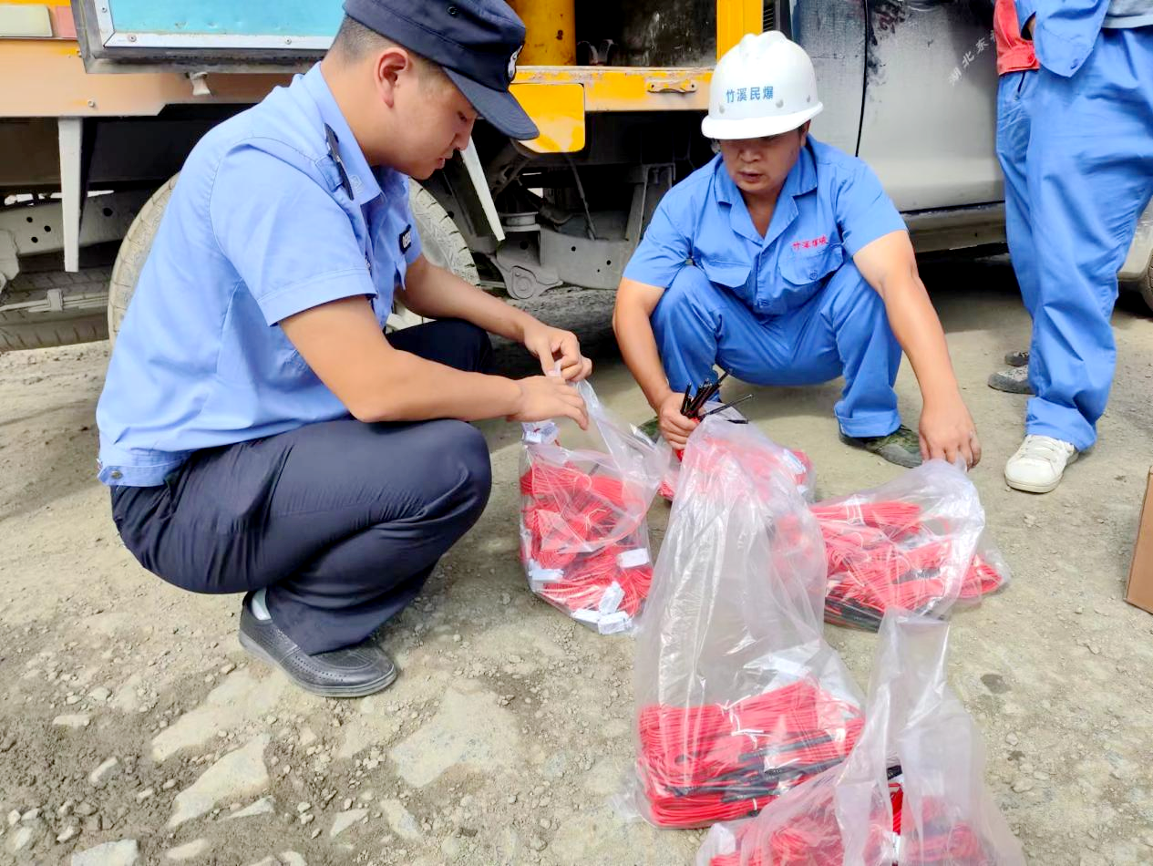 天宝派出所：筑牢三道涉企安全墙 优化营商环境