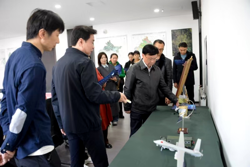 27d6181afb1dae59f5f1540143dc2fb.jpg